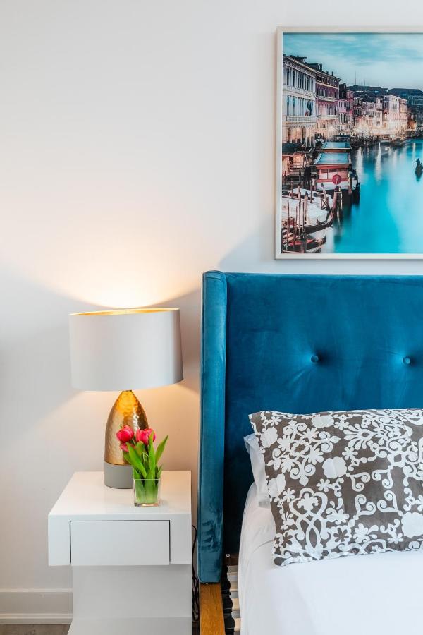 Luxury 2 Bedroom In The Heart Of Entertainment District W/ Cn Tower View Торонто Экстерьер фото