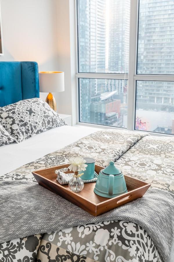 Luxury 2 Bedroom In The Heart Of Entertainment District W/ Cn Tower View Торонто Экстерьер фото